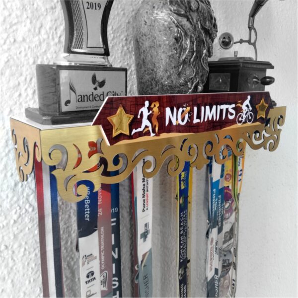 NO Limits - Medal & Trophy Shelf